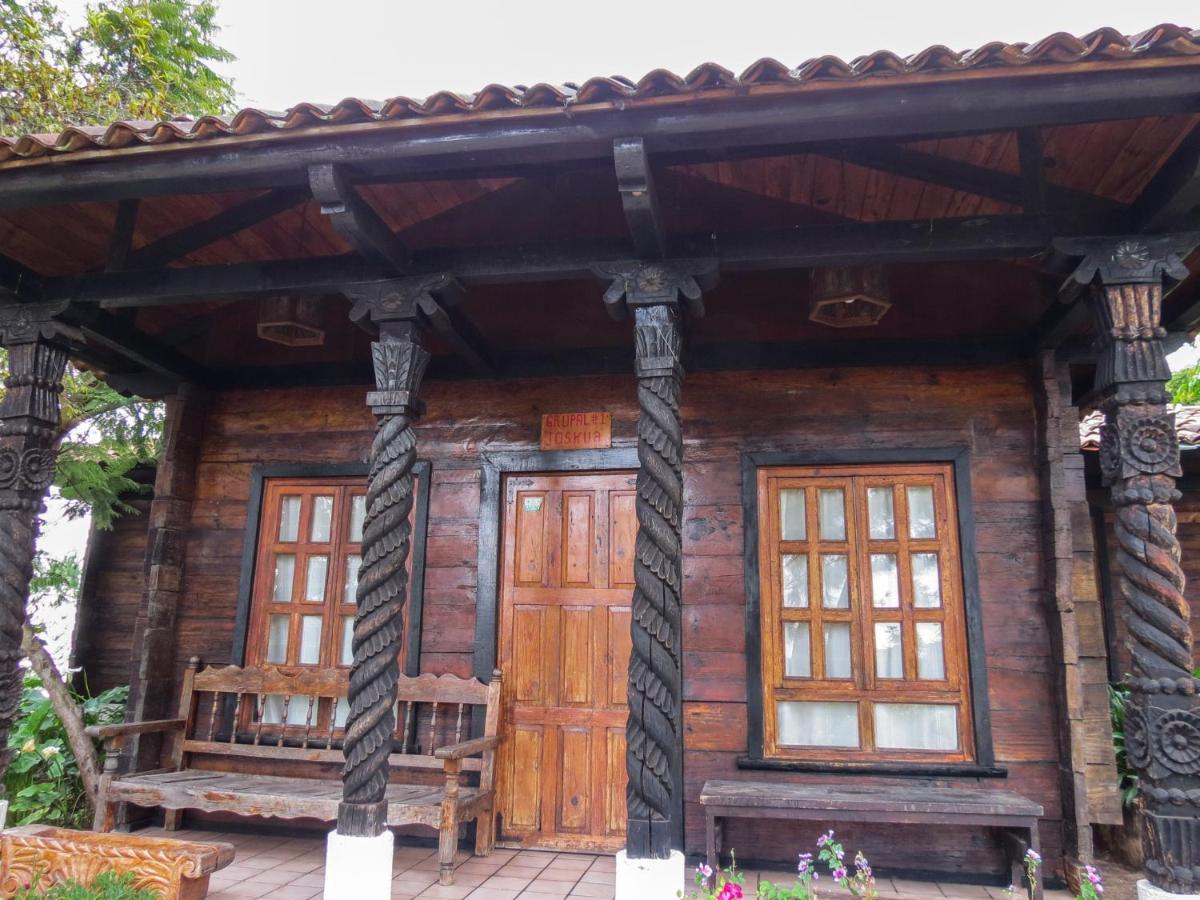 Cabanas Yunuen By Rotamundos Patzcuaro Exterior photo